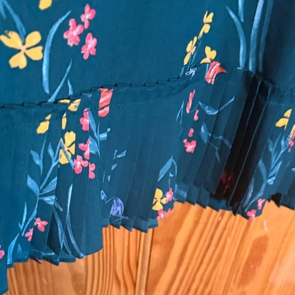 ANN TAYLOR FACTORY Floral Green Dress Ladies Women's Size Medium- Flowers Spring - Picture 9 of 10